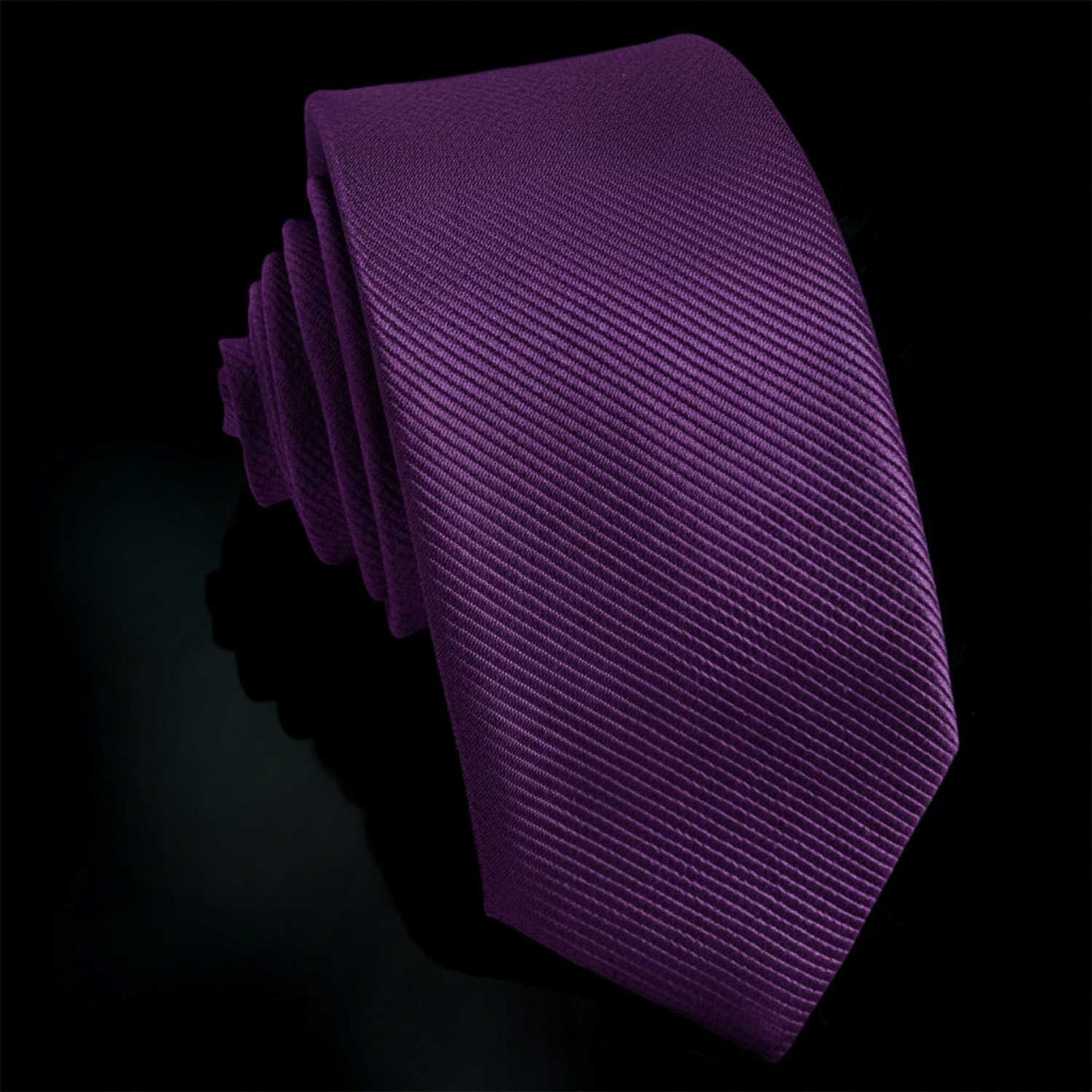 Corbata Violeta Clásica Hecha a mano, Elegante para Celebraciones, Eventos, Bodas, Fiestas y Business, Corbata de Hombre