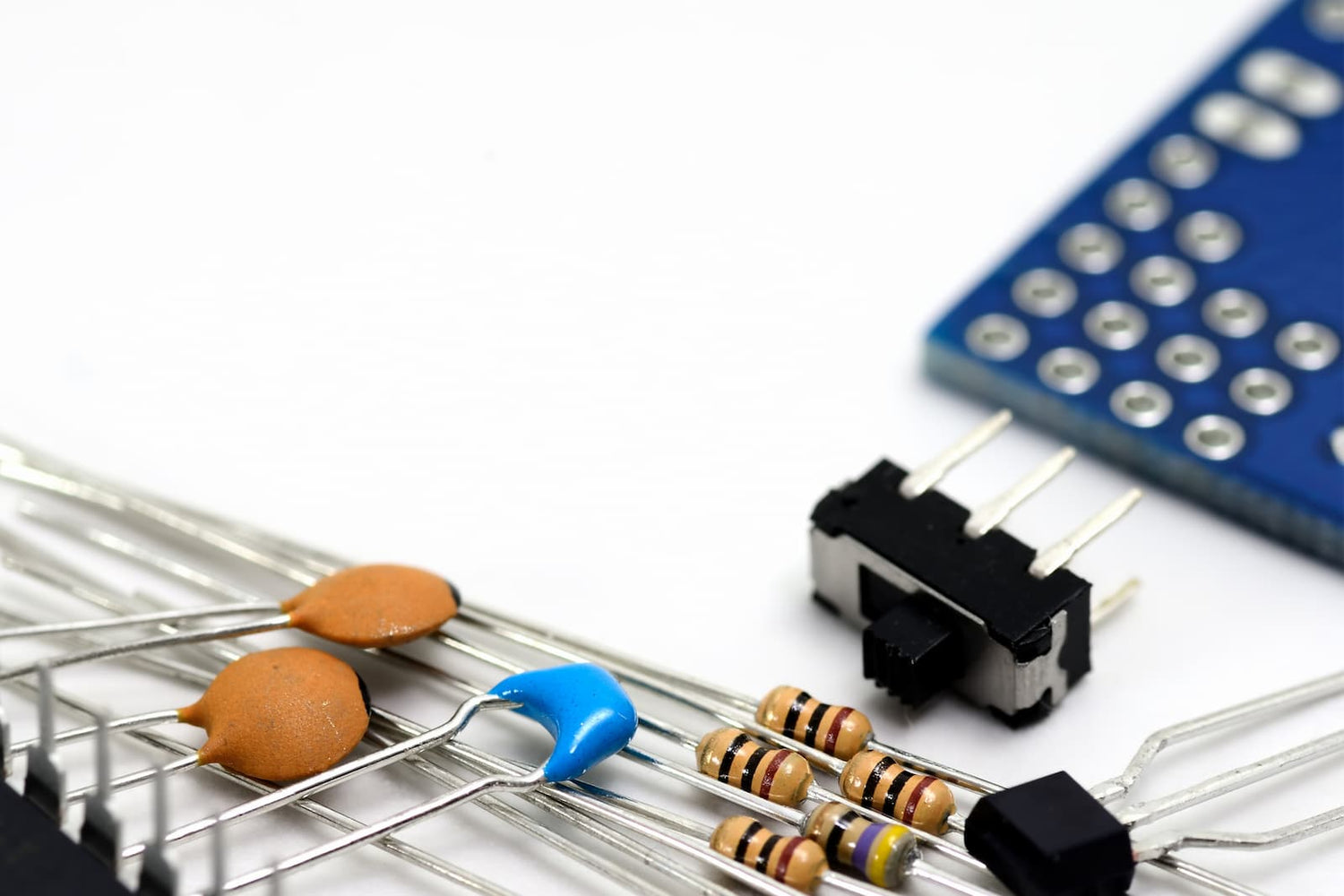 Accesorios para crear robots.