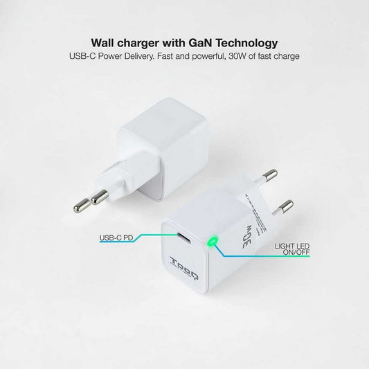 TOOQ Cargador de Pared USB-C 30W de Carga Rápida Color Blanco con tecnología GaN 100-240V