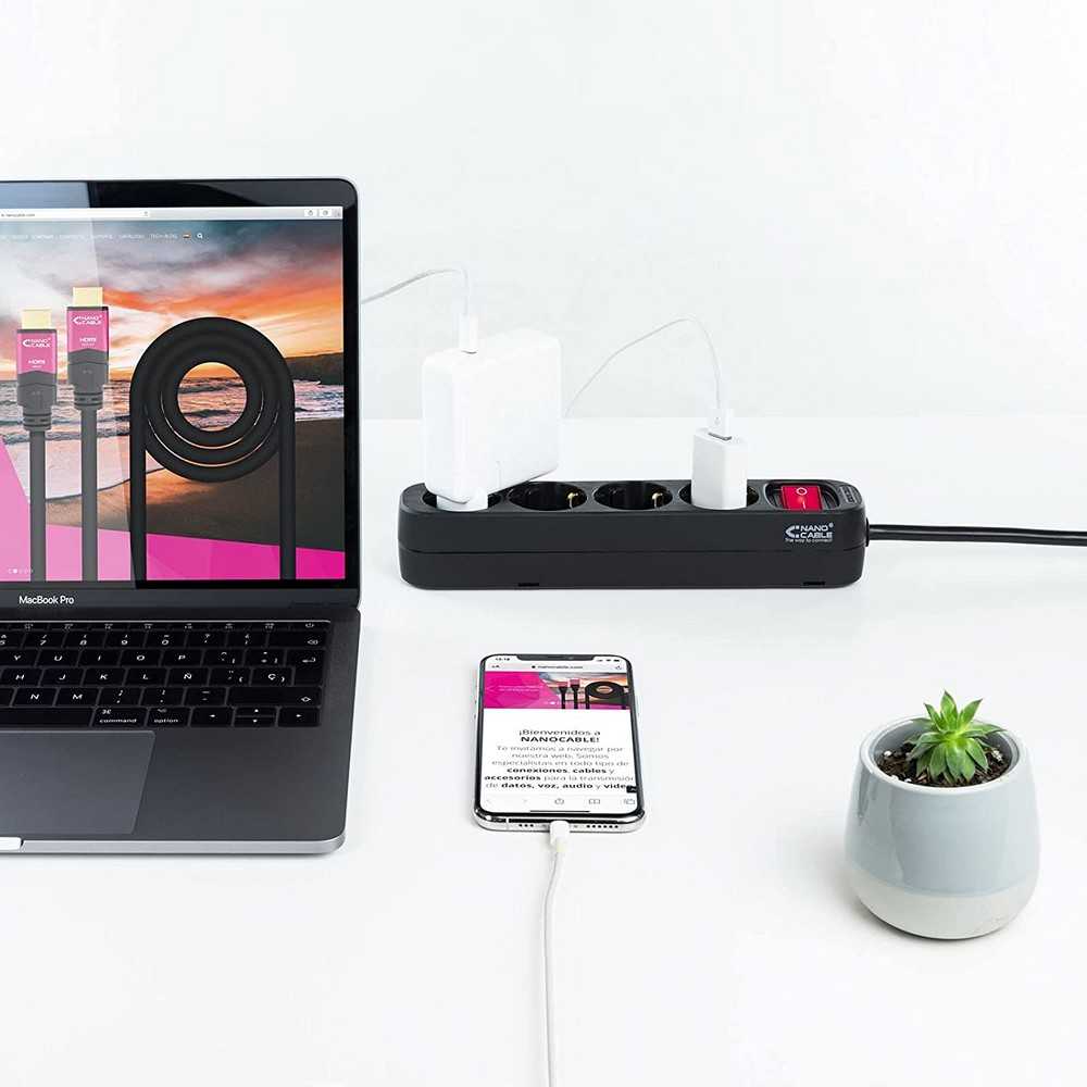 Nanocable Regleta de Enchufe con interruptor de 4 tomas,  250V color Negro cable 1,4 m