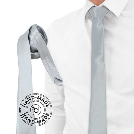 Corbata estrecha de poliester unisex  estilo clásico para eventos, textura suave. C/PLATA