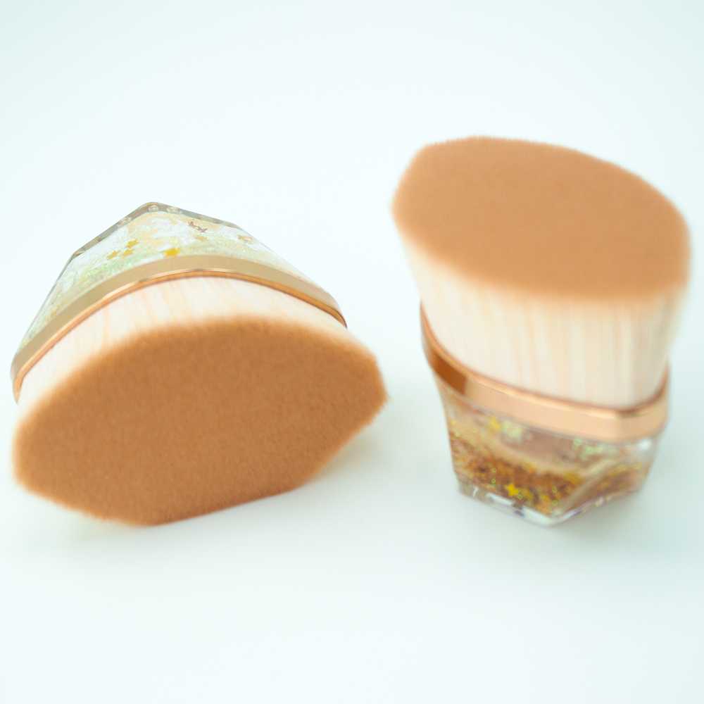 Brocha de Maquillaje Fluido Kabuki Facil Naranja para Bases Cremosas Liquidas o en Polvo Base Facial Cara Rostro Cepillo Pincel Pelo Sintetico Suave